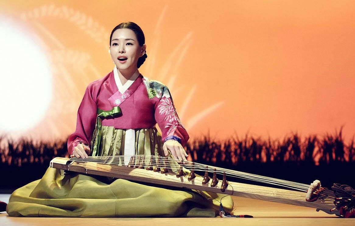 Instrumento de cuerda tradicional coreano